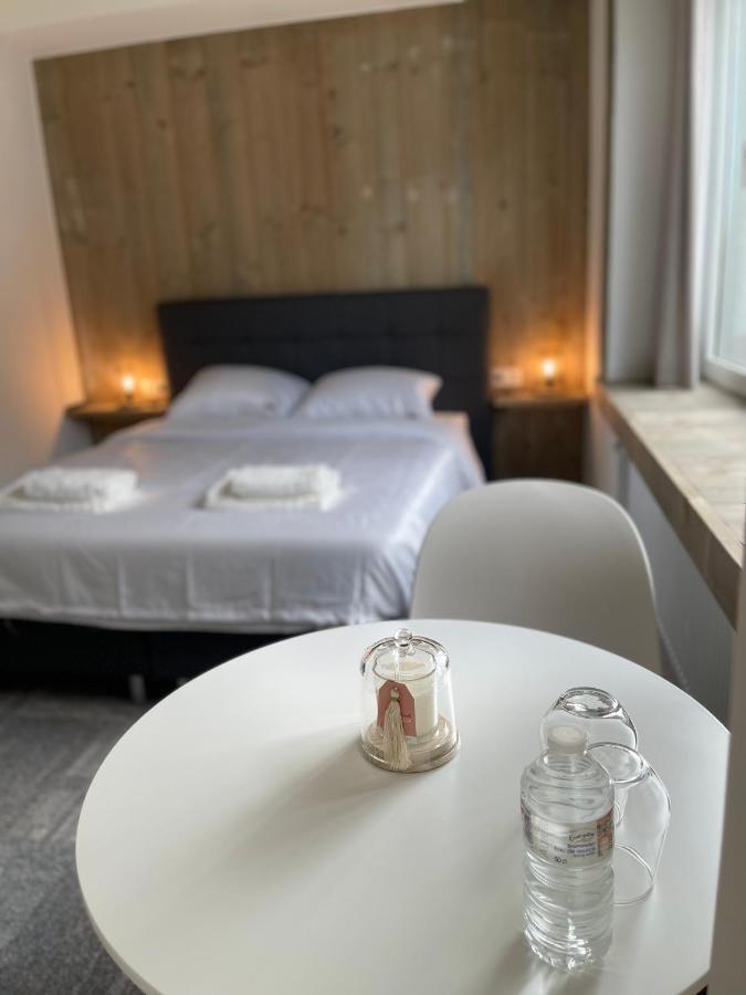 Mooie Kamer In Centrum Brugge Met Badkamer Exterior foto